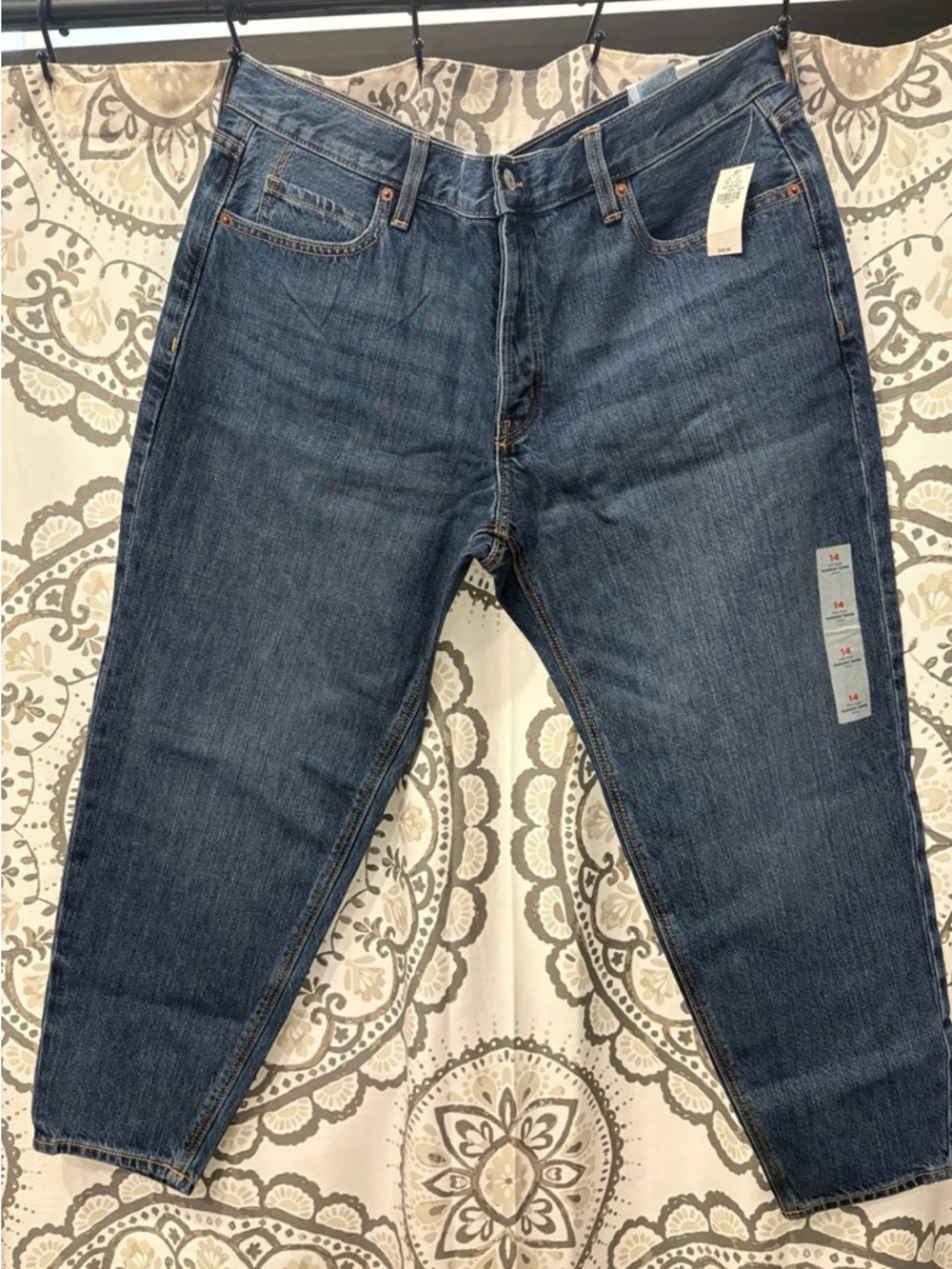 Old Navy Slouchy Taper Mid Rise Jeans